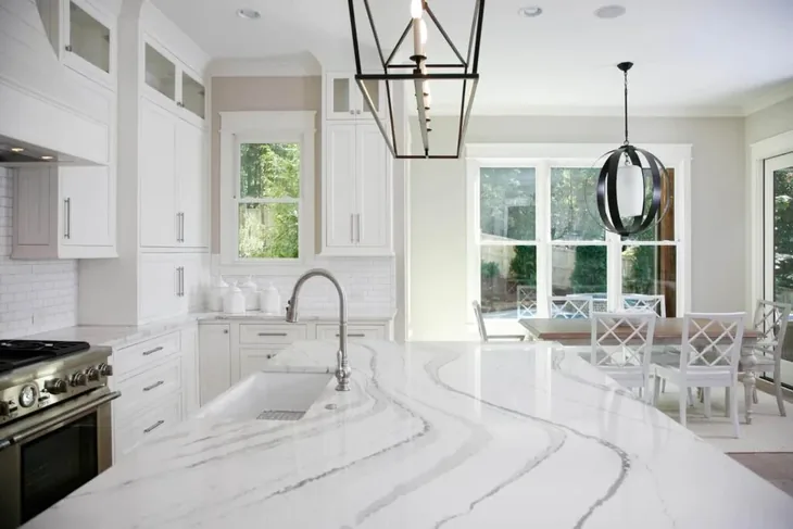 Quartz island countertop in a modern kitchen